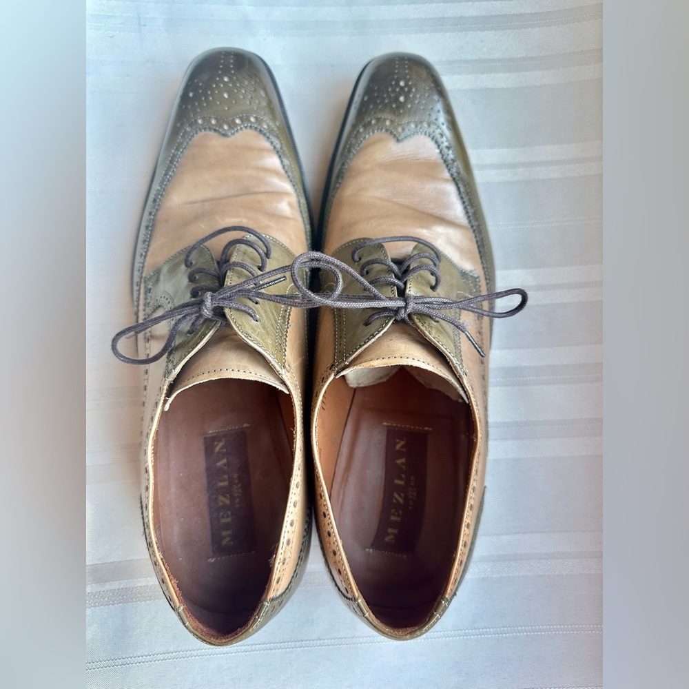 Men’s (made in Spain) LUXURY Leather MEZLAN Two-Toned Shoes.